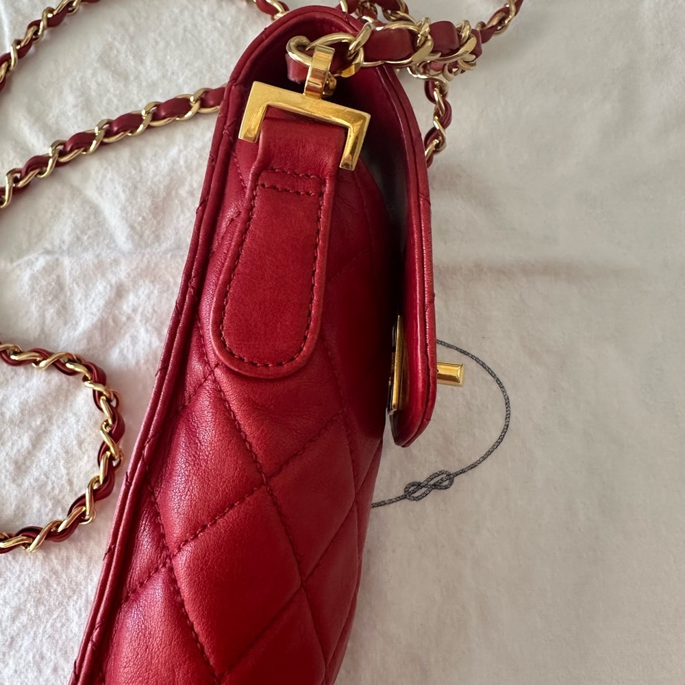 CHANEL Scarlet Quilted Wristlet - Picture 9 of 16